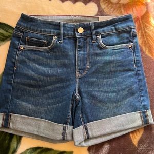 NEW Black White Mid-Rise 5” Denim Short